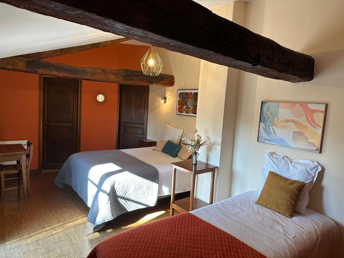 Chambres D'Hotes Du Puy D'Anche Sauze-Vaussais Luaran gambar
