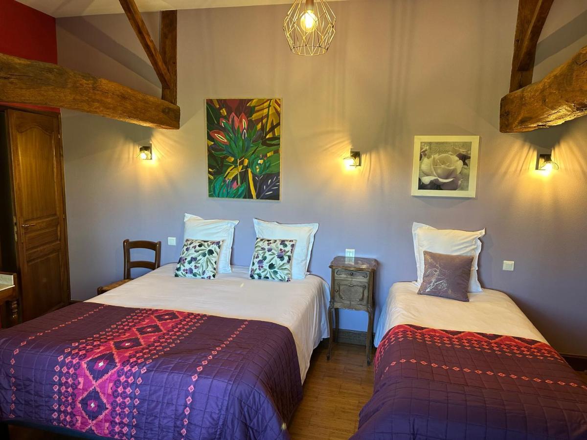 Chambres D'Hotes Du Puy D'Anche Sauze-Vaussais Luaran gambar