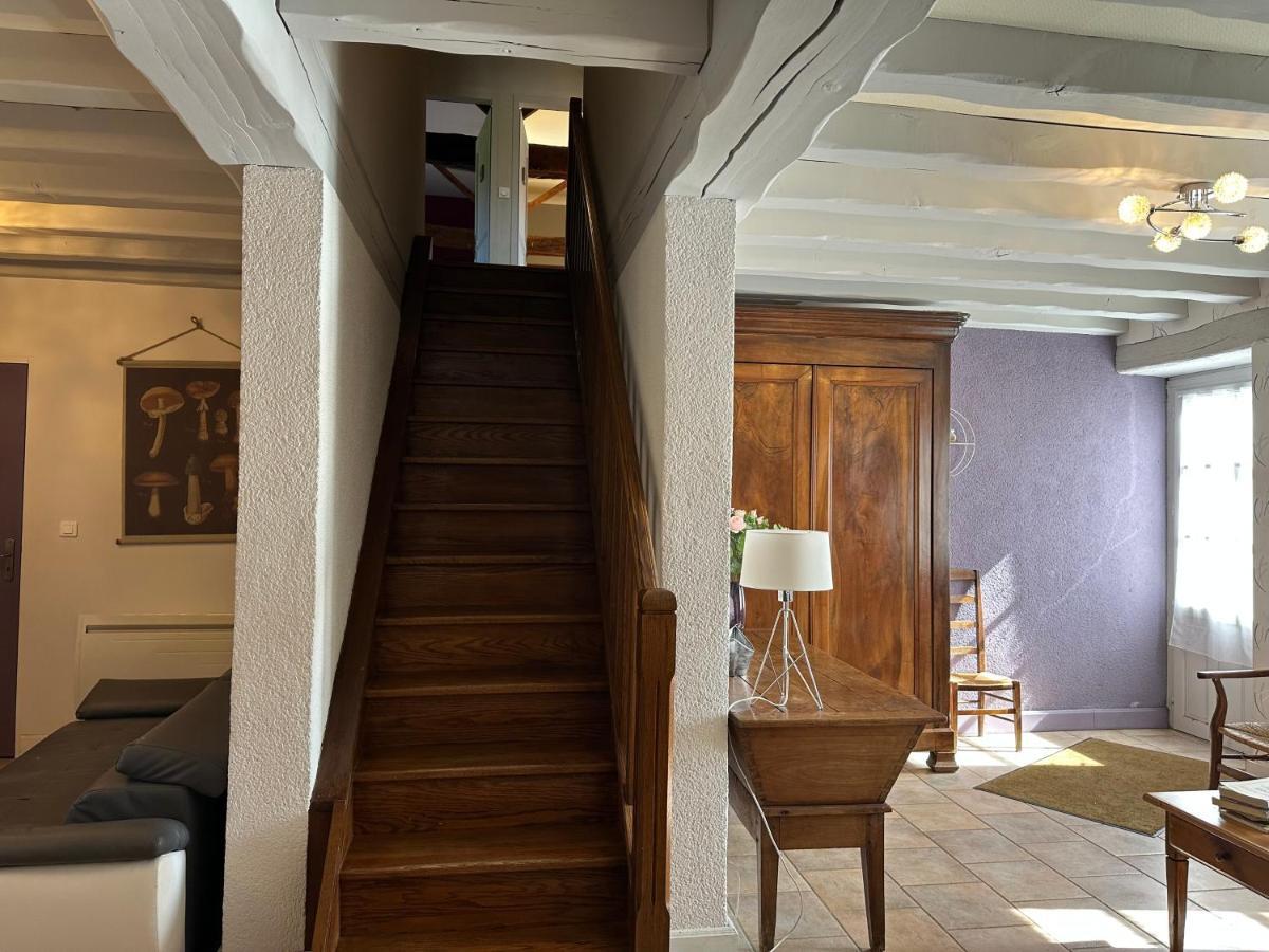 Chambres D'Hotes Du Puy D'Anche Sauze-Vaussais Luaran gambar